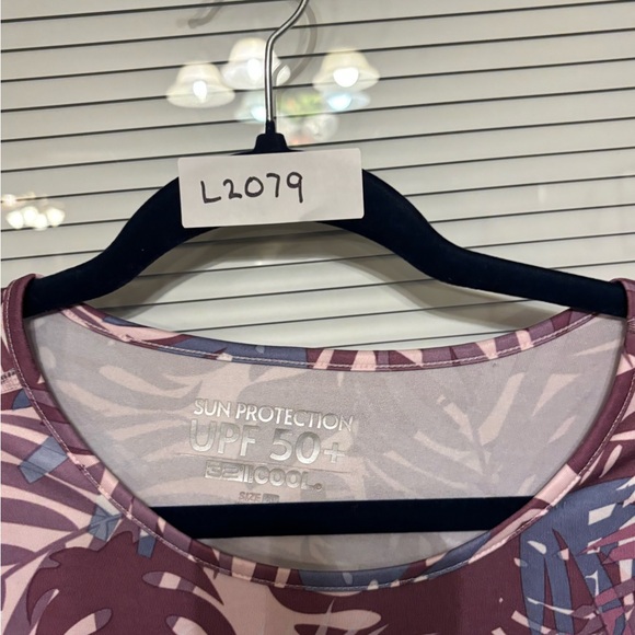 32 Degrees Women's Long Sleeve Top - Mauve and Blue Leaf Design - Picture 7 of 7